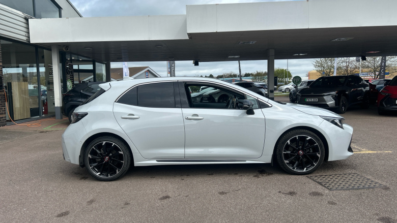 Toyota Corolla 2.0 VVT-i Hybrid GR Sport 5dr CVT Hybrid Hatchback